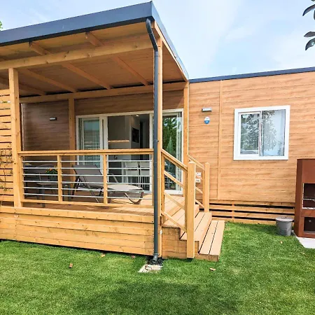 Mobile On Maggiore - Direct Access M3 Chalet