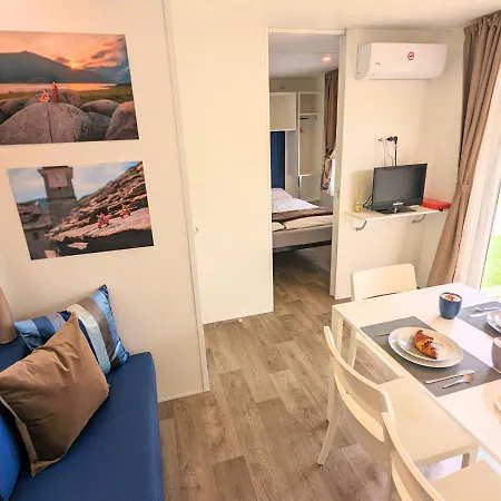 Mobile On Maggiore - Direct Access M3 Chalet